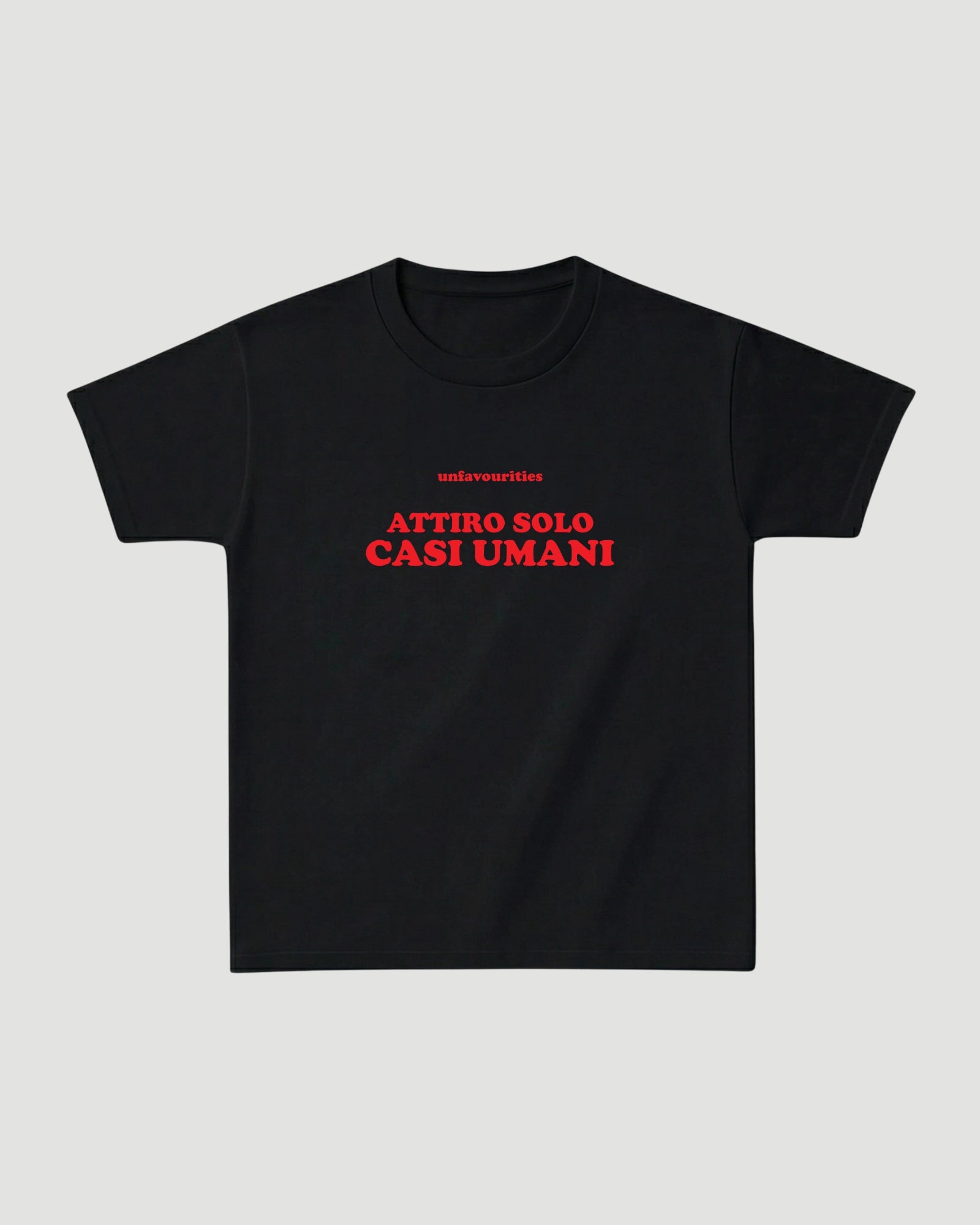 'attiro solo casi umani' classic tee - Unfavourities
